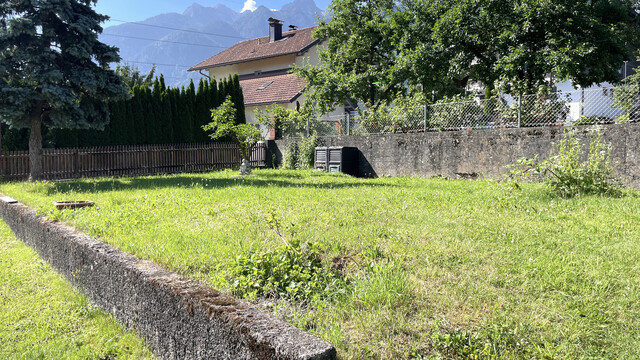Wunderschöne Aussicht, sonniger Garten und die Berge direkt vor der Haustür
