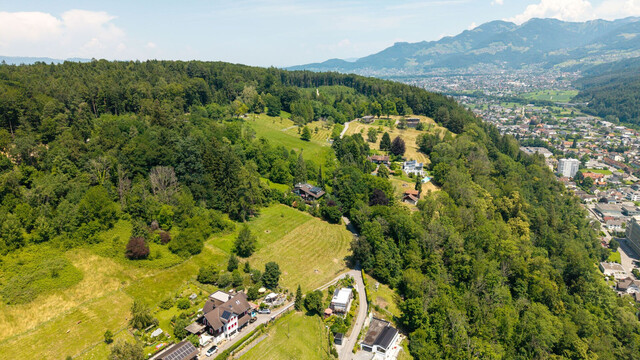 Erlesenes Grundstück für den Bau einer Villa am Ardetzenberg – Natur trifft Exklusivität