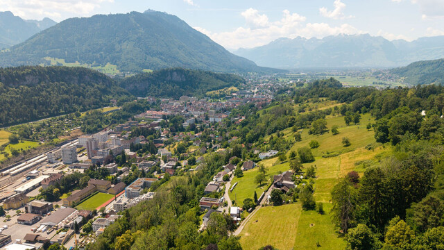Erlesenes Grundstück für den Bau einer Villa am Ardetzenberg – Natur trifft Exklusivität