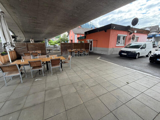 Attraktives Gastronomielokal mit ca. 100 Sitzplätzen und großzügiger Terrasse in Bludenz
