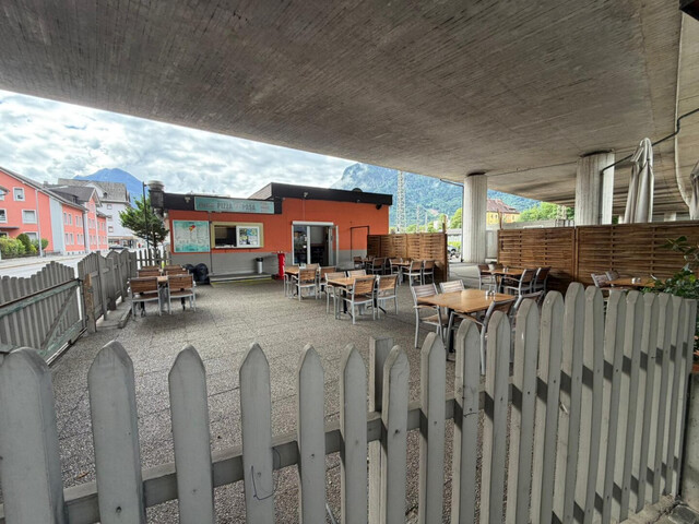 Attraktives Gastronomielokal mit ca. 100 Sitzplätzen und großzügiger Terrasse in Bludenz