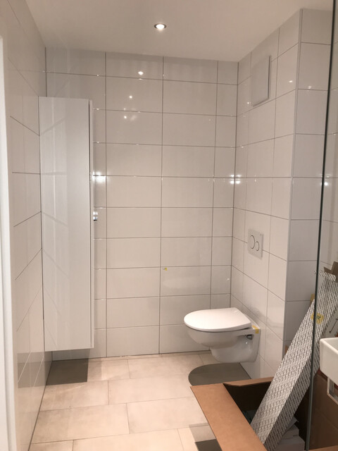 PRIVAT - Moderne 2-Zimmer-Gartenwohnung nahe Bodensee mit Tiefgaragenplatz