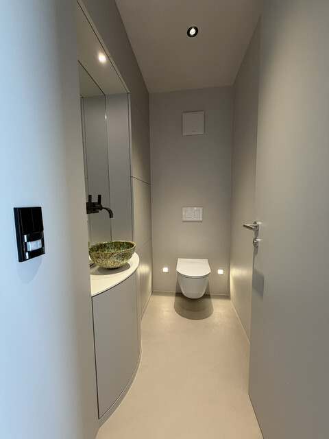 Luxus pur - Penthouse mit 225m² Terrasse - 2 TG-Plätzen - Lift direkt in die Wohnung - klimatisiert!