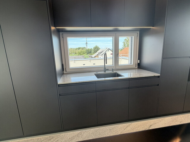Luxus pur - Penthouse mit 225m² Terrasse - 2 TG-Plätzen - Lift direkt in die Wohnung - klimatisiert!