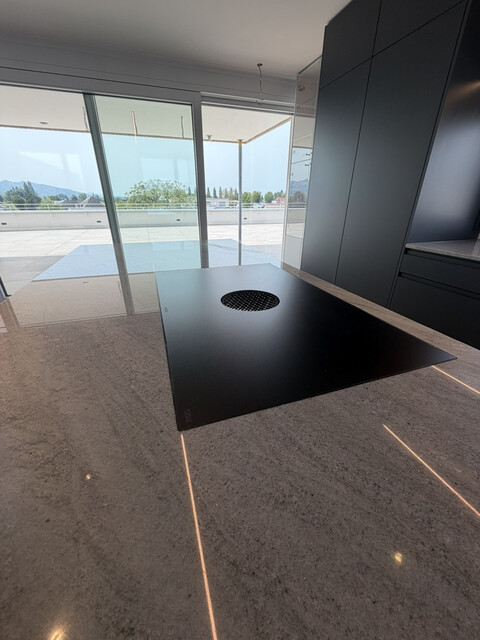 Luxus pur - Penthouse mit 225m² Terrasse - 2 TG-Plätzen - Lift direkt in die Wohnung - klimatisiert!