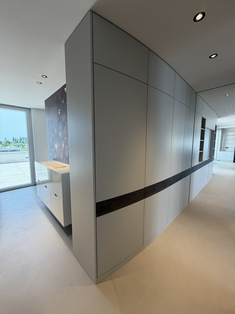 Luxus pur - Penthouse mit 225m² Terrasse - 2 TG-Plätzen - Lift direkt in die Wohnung - klimatisiert!