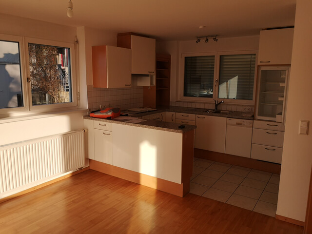 helle 2 Zimmer Wohnung mit überraschend viel Platz inkl. Tiefgarage und Keller