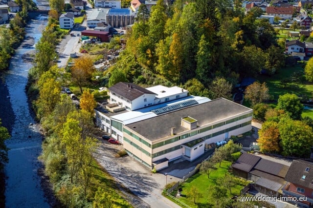 verschiedenen Lagerflächen, Ausstellungsflächen zum Mieten im Gewerbepark Sulz! (provisionsfrei)