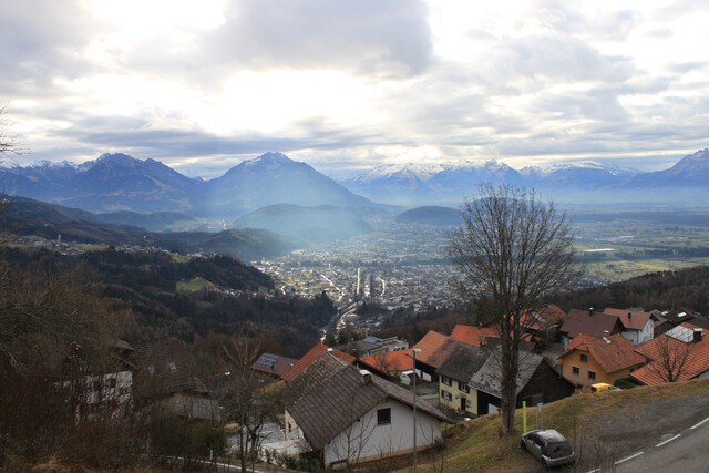 schöne 2 Zimmerwohnung mit Aussicht