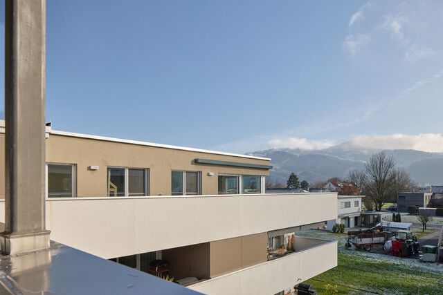 Modernes, lichtdurchflutetes Penthouse 
in exklusiver Kleinwohnanlage