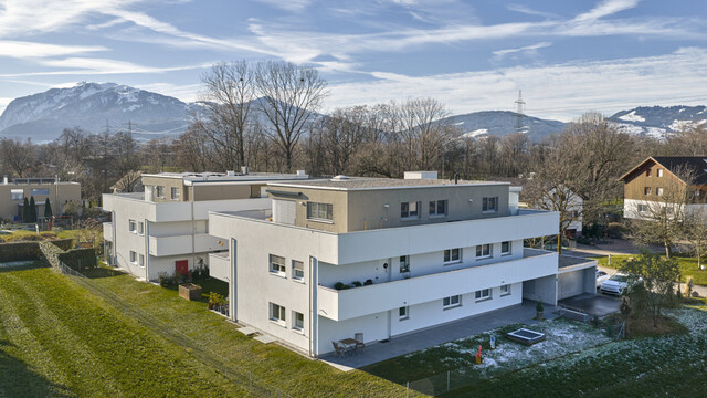 Modernes, lichtdurchflutetes Penthouse 
in exklusiver Kleinwohnanlage