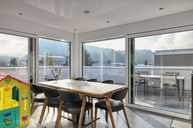 Modernes, lichtdurchflutetes Penthouse 
in exklusiver Kleinwohnanlage