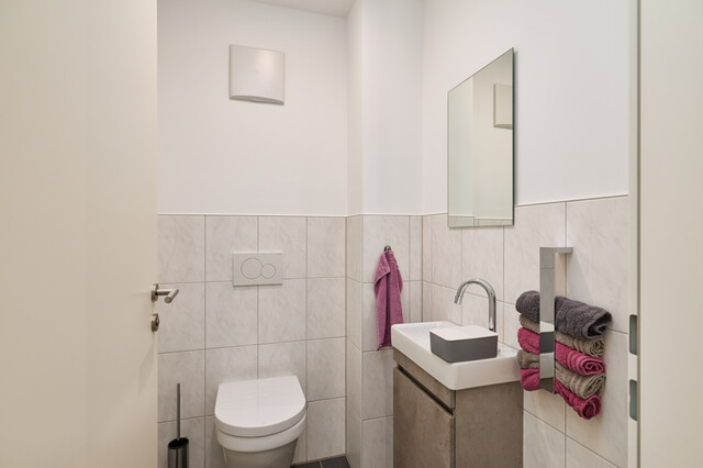 Modernes, lichtdurchflutetes Penthouse 
in exklusiver Kleinwohnanlage