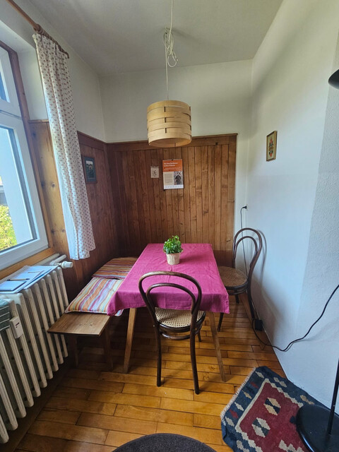 Zur Vermietung gelangt eine gemütliche 2-Zimmerwohnung im Altbau mit Gartennutzung in Bezau