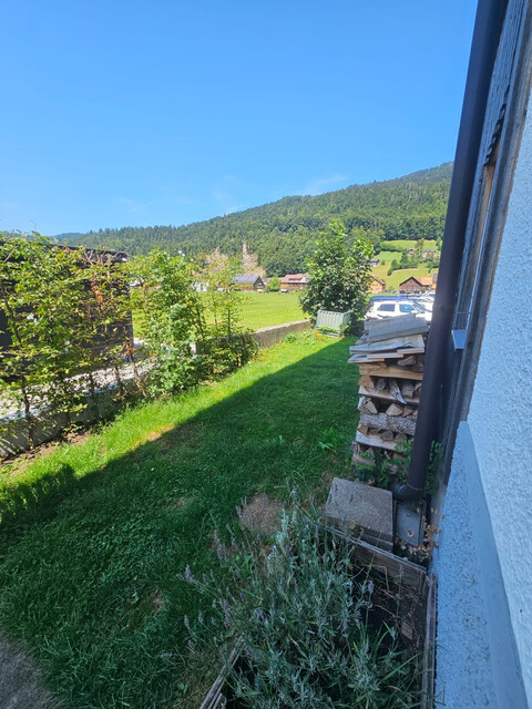 Zur Vermietung gelangt eine gemütliche 2-Zimmerwohnung im Altbau mit Gartennutzung in Bezau