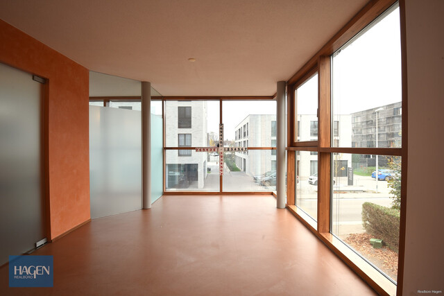 Renditestarkes Gewerbeobjekt in frequentierter Lage - Zweistöckige Praxis-/Gewerbefläche