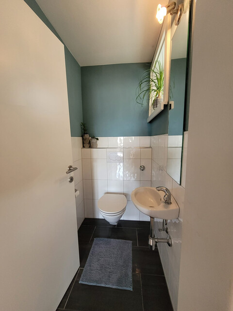 Geräumige lichtdurchflutete Wohnung, Balkon, 5 Gehminuten zum See, Top-Lage! (inklusive Betriebskosten)