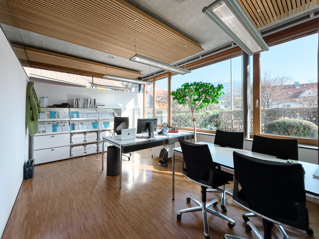 TOP LAGE nur 3 Minuten vom Hauptbahnhof! Firmenstandort in Dornbirn – inkl. 5TG's und 11 AP's