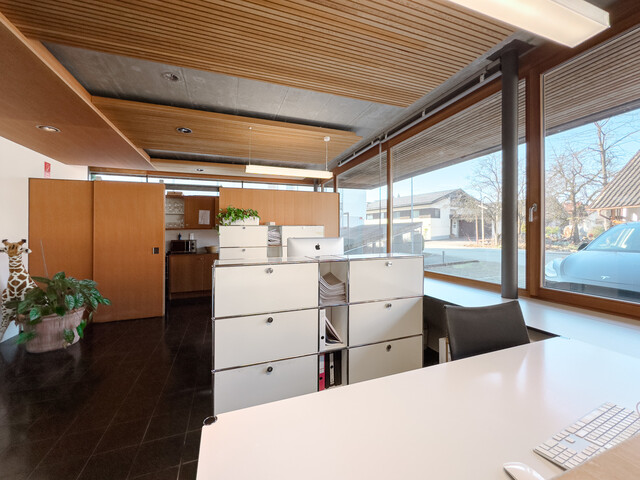 TOP LAGE nur 3 Minuten vom Hauptbahnhof! Firmenstandort in Dornbirn – inkl. 5TG's und 11 AP's