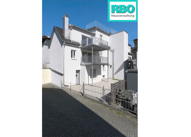 Traumhafte Wohnung mit Balkon und Dachterrasse in Top-Lage!