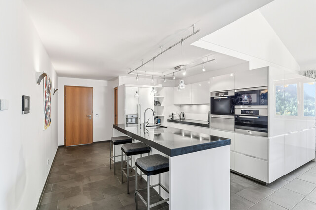 Stilvolle Auszeit in den Alpen: Panoramablick & pure Lebensqualität!