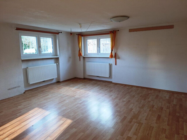 Haus mit großem Grundstück zu verkaufen!