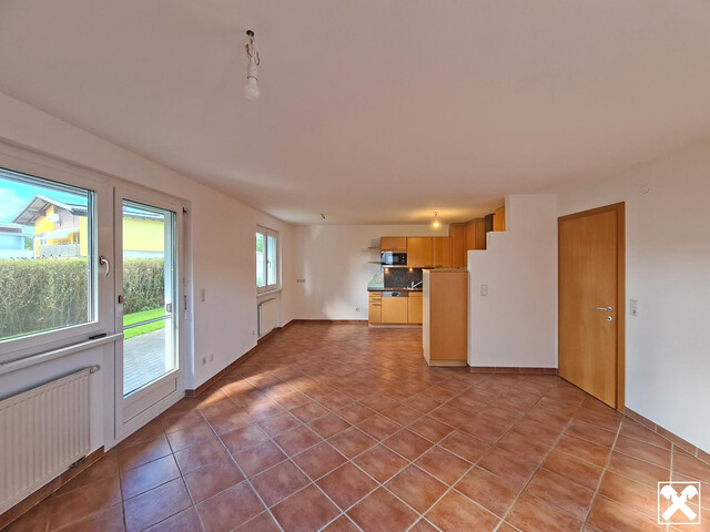 Frisch renovierte Doppelhaushälfte, sofort verfügbar