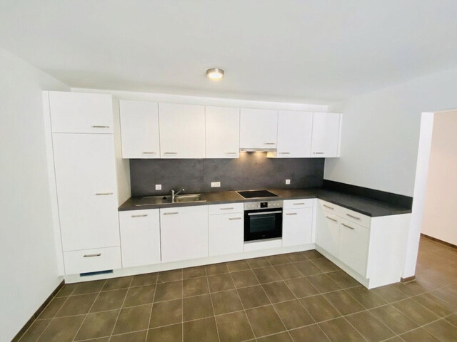 Wohnen in naturnaher Lage: Wunderbare 2-Zimmerwohnung mit Balkon in Höchst zu vermieten!