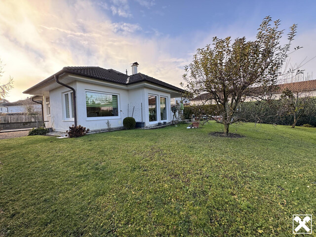 Bungalow mit Garage & schönem Grundstück in Top-Lage