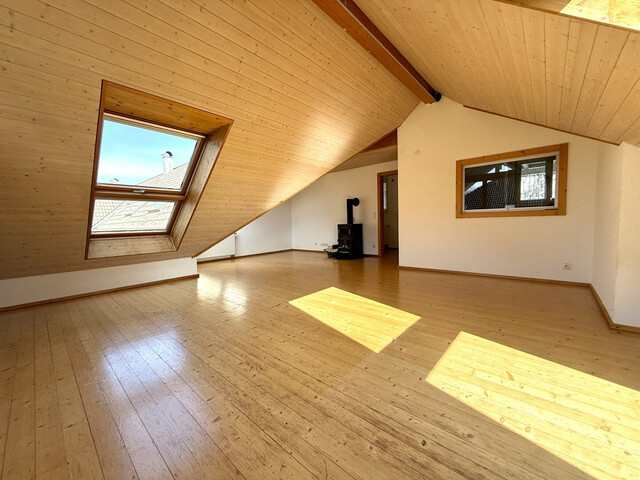 Helle 3,5-Zimmer-Wohnung mit gemütlichem Schwedenofen in Lustenau