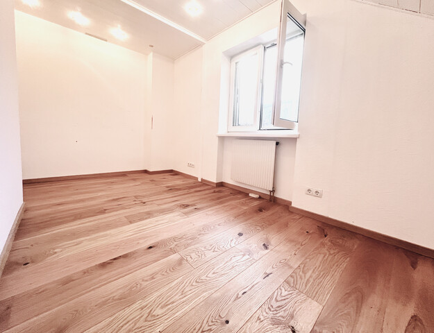 PROVISIONSFREIE, wunderschöne,  neu sanierte 5,5 ZI-Whg mit Balkon, Garten,TG, Nähe LKH Feldkirch, grenznah zu Liechtenstein / Schweiz