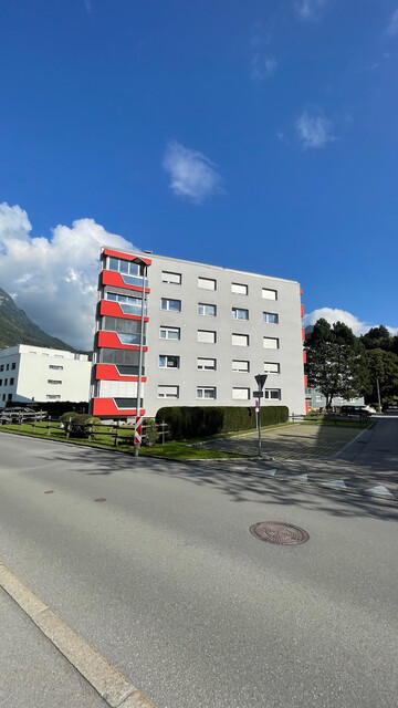 (Privatverkauf - provisionsfrei!) Exklusiv sanierte 3-Zimmer-Wohnung in Bludenz – 85 m² + verglaster 7 m² Balkon
