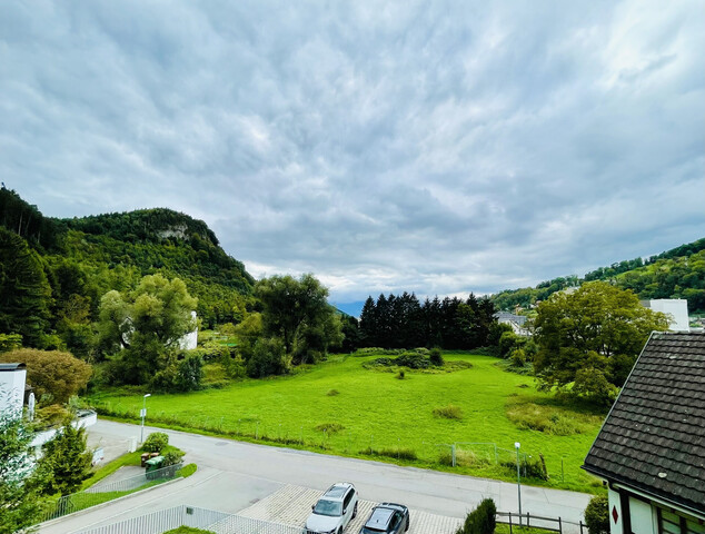Exklusive 3-Zimmer Dachgeschosswohnung mit sonnigem Balkon in Stadtnähe zu verkaufen!