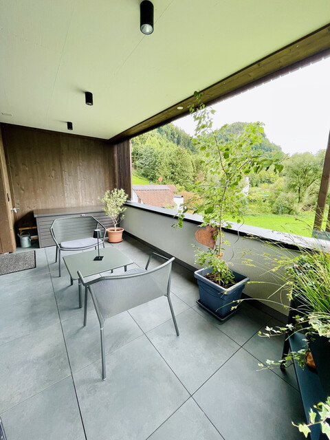 Exklusive 3-Zimmer Dachgeschosswohnung mit sonnigem Balkon in Stadtnähe zu verkaufen!