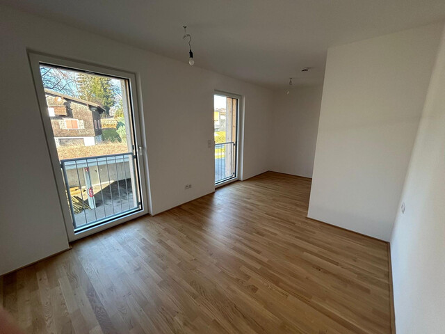 Modernes Reihenhaus in Dornbirn-Knie – Ruhige Lage mit Naturanschluss, Carport mit Abstellraum & zusätzlichem Stellplatz 