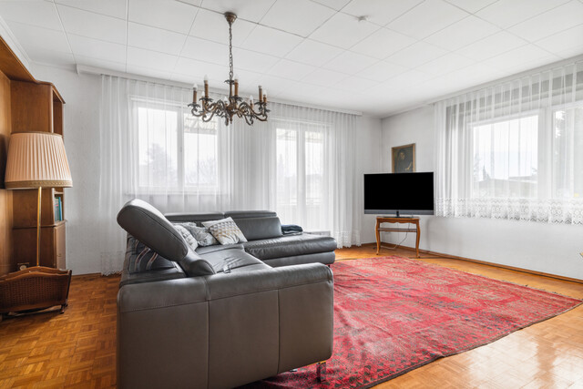 Zentral. Großzügig. Flexibel nutzbar – Zweifamilienhaus in Lustenau