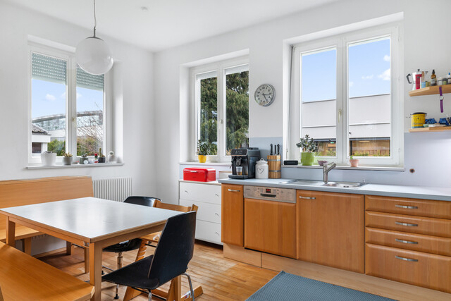 Zentral. Großzügig. Flexibel nutzbar – Zweifamilienhaus in Lustenau