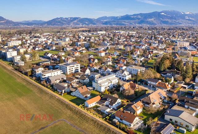 Einzigartiges Ensemble in Lustenau: Wohnhaus und einstiges Stickereigebäude am Ende einer Sackgasse