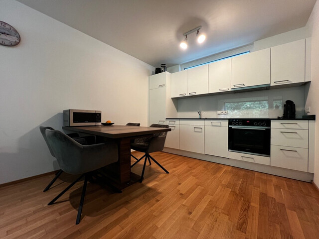 Charmante 2-Zimmer-Wohnung mit hochwertiger Ausstattung und Terrasse