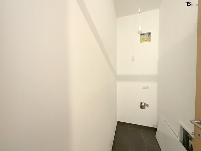 Tschagguns: Neuwertige 2-Zimmer-Dach-Terrassen-Wohnung ca. 50 m2 + Terrasse ca. 22 m2