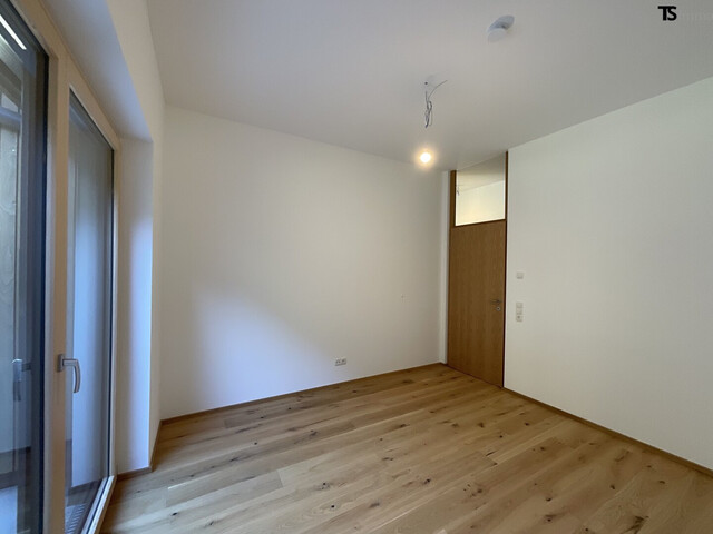 Tschagguns: Neuwertige 2-Zimmer-Dach-Terrassen-Wohnung ca. 50 m2 + Terrasse ca. 22 m2