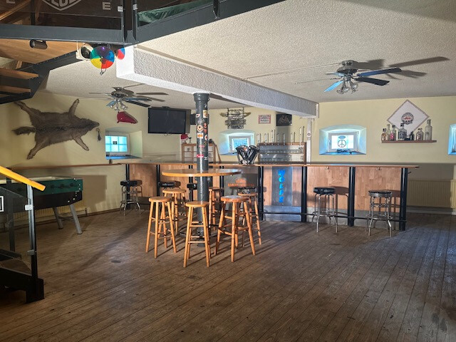 Eventlocation / Bar mit Außenbereich zu verpachten