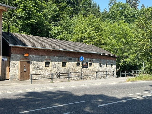 Eventlocation / Bar mit Außenbereich zu verpachten