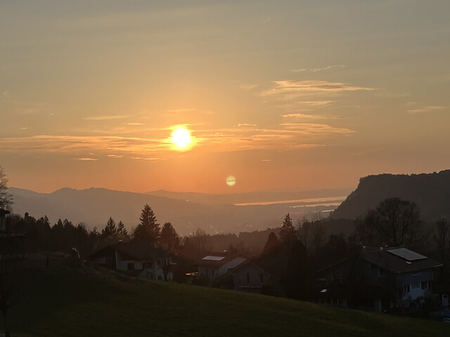 Schönes Einfamilienhaus in ruhiger Lage mit Seeblick zu vermieten