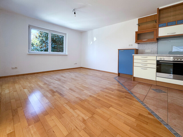 3-Zimmerwohnung mit Süd-West-Terrasse in kleiner Wohnanlage