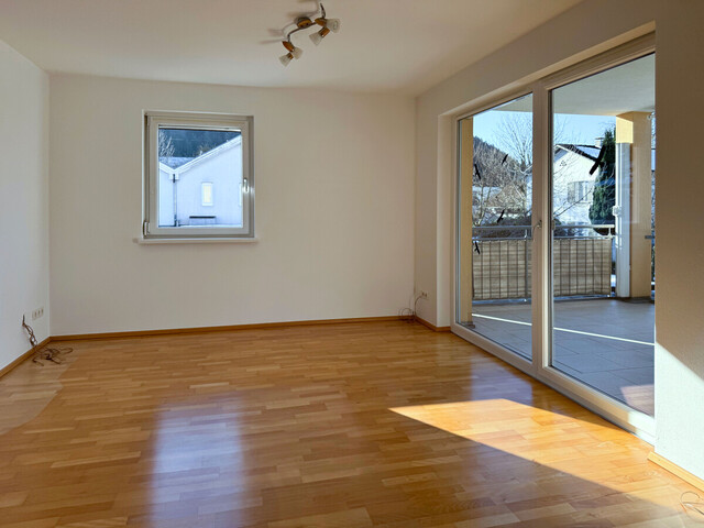 3-Zimmerwohnung mit Süd-West-Terrasse in kleiner Wohnanlage
