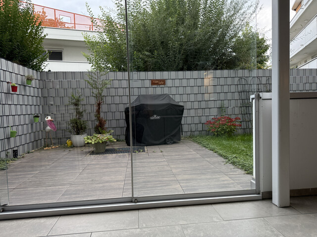 Schöne 2 Zimmer Erdgeschoss Whg  +  20m² Wintergarten 