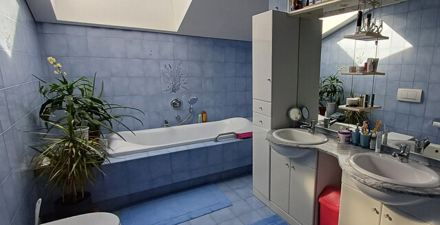 Charmantes Einfamilienhaus mit sehr gepflegter Ausstattung und grossem Garten zu verkaufen!