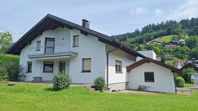 Grosszügiges Einfamilienhaus mit Einliegerwohnung in sonniger und idyllischer Lage von Ludesch zu verkaufen!