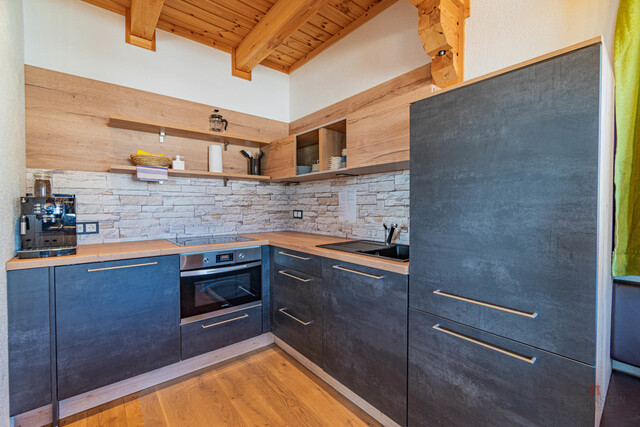 Neuwertiges Chalet Dorf mit Alm-Gasthof in bester Lage am Falkert - direkt neben der "Heidi-Alm"